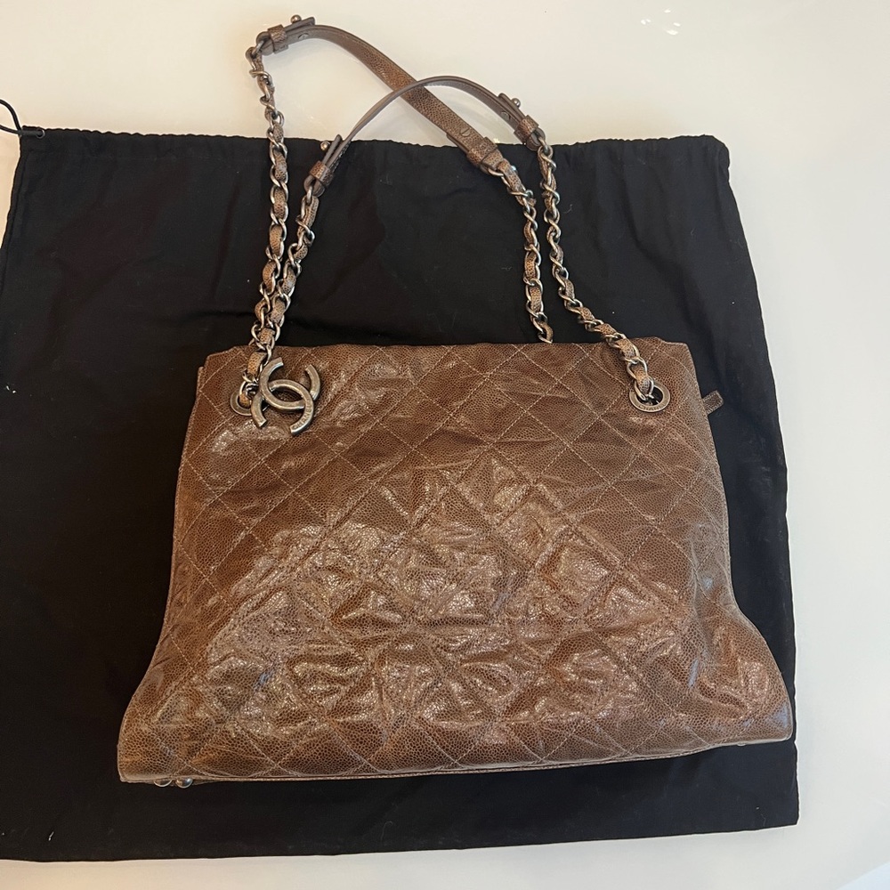 CC Crave Hobo - Chanel